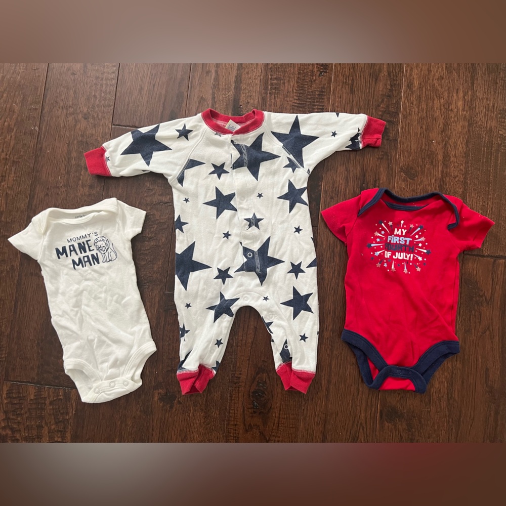 Patriotic newborn and 0-3month onesie bundle
